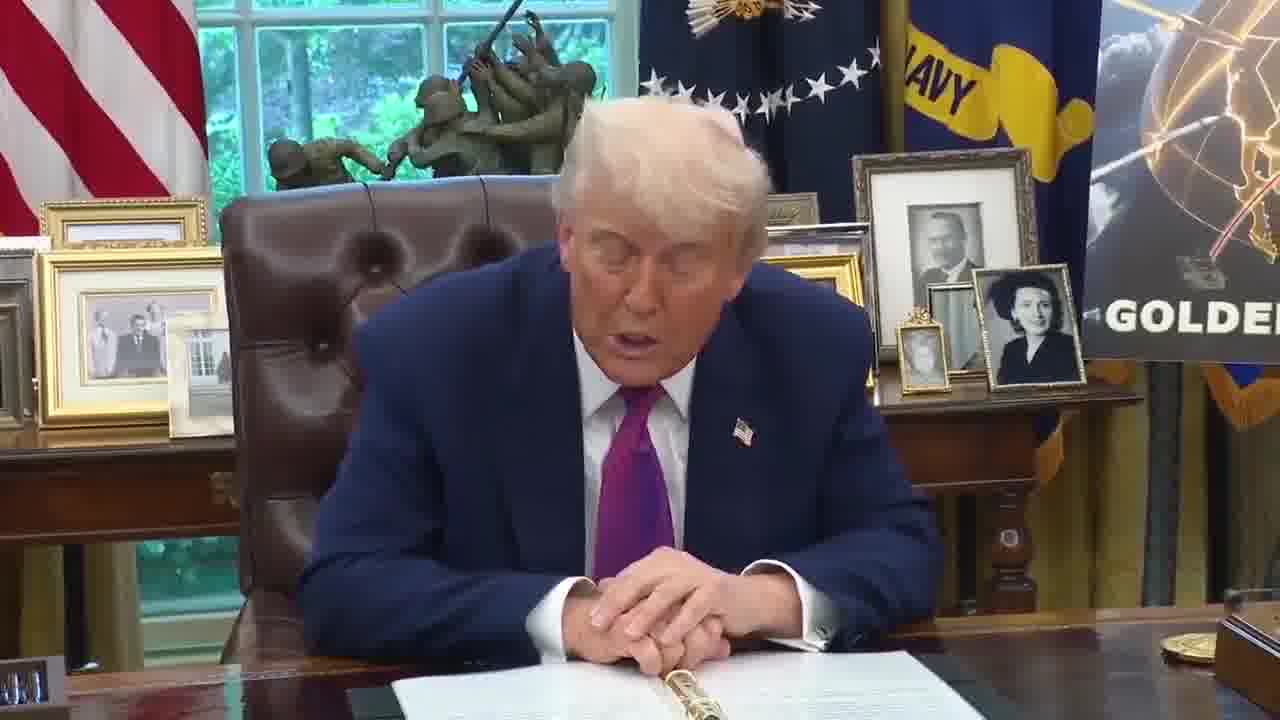 أعلن الرئيس الأمريكي رسميًا اختياره تصميمًا لدرع الدفاع الصاروخي القبة الذهبية. وأضاف: بمجرد اكتمال بنائها، ستكون القبة الذهبية قادرة على اعتراض الصواريخ حتى لو أُطلقت من جهات أخرى في العالم.