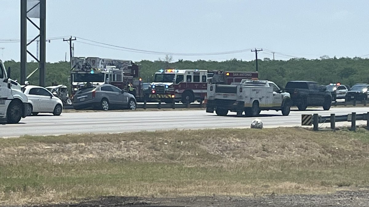 2 confirmed dead on a bad accident. Police fire and EMS on the scene . 2 vehicles involved.