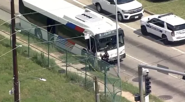 METRO BUS SHOOTING    man is dead after a gunman opened fire Friday afternoon on a Houston, Texas, metro bus