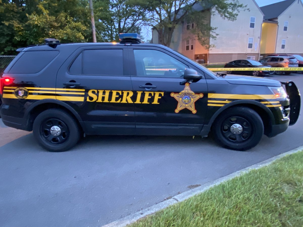 2 hospitalized following shooting in southwest Columbus, 1 in custody