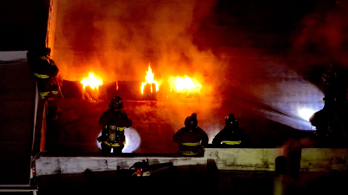 40 minutes into incident. The Incident Commander reports that conditions are improving. Approximately 45 firefighters in scene right now. No reports of injuries at this time.Crews are working a 2 Alarm structure fire in 3700 block of International Blvd
