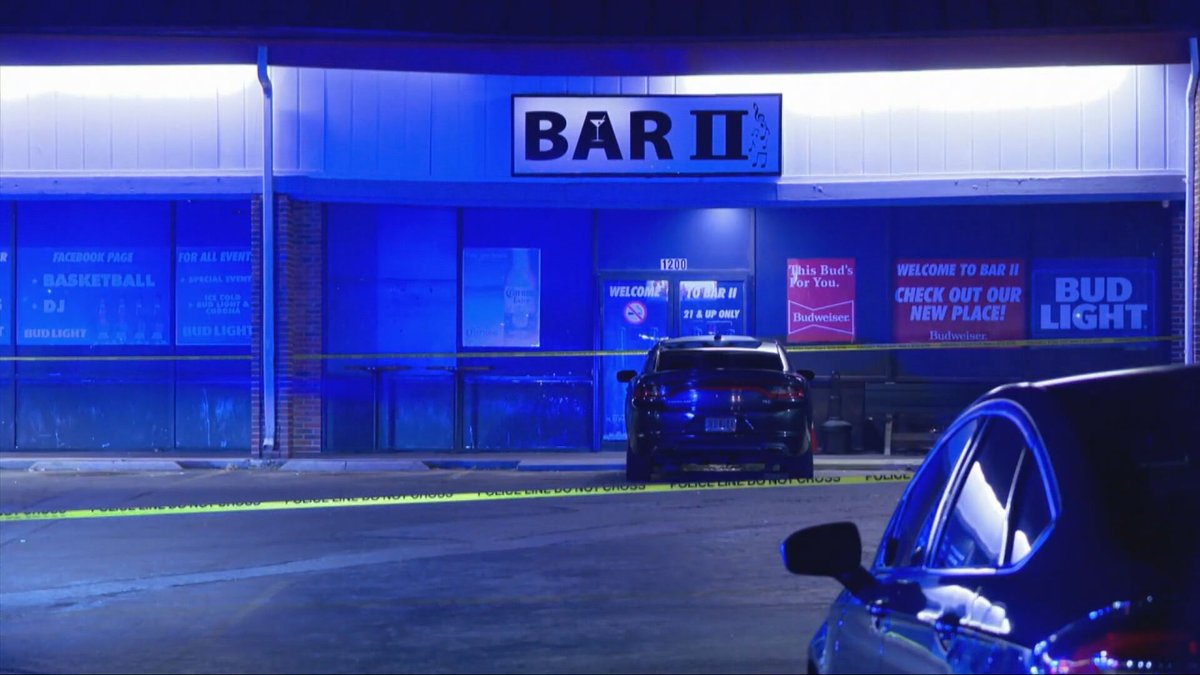 1 dead, 3 hurt in shooting at Greater Cincinnati strip mall.  a man and a woman who'd been shot. Police were then notified that two more people had shown up at the hospital with gunshot wounds, also from the shooting on Eliot Drive.