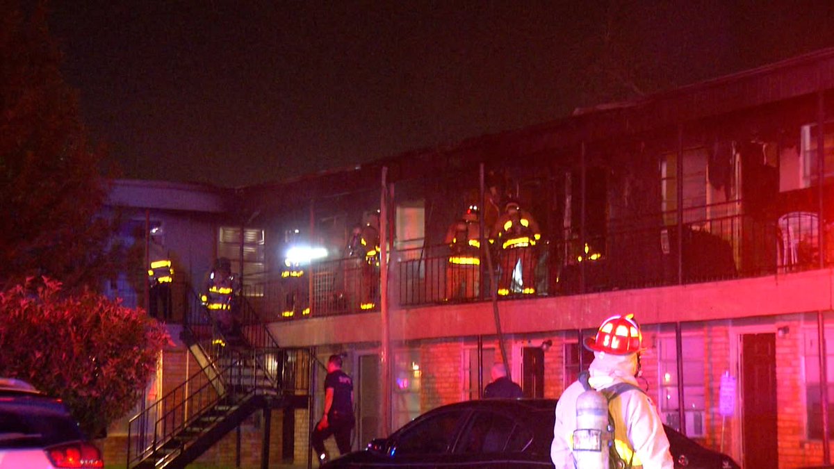 Firefighters swiftly contain West Side fire possibly sparked by unattended candle, officials say
