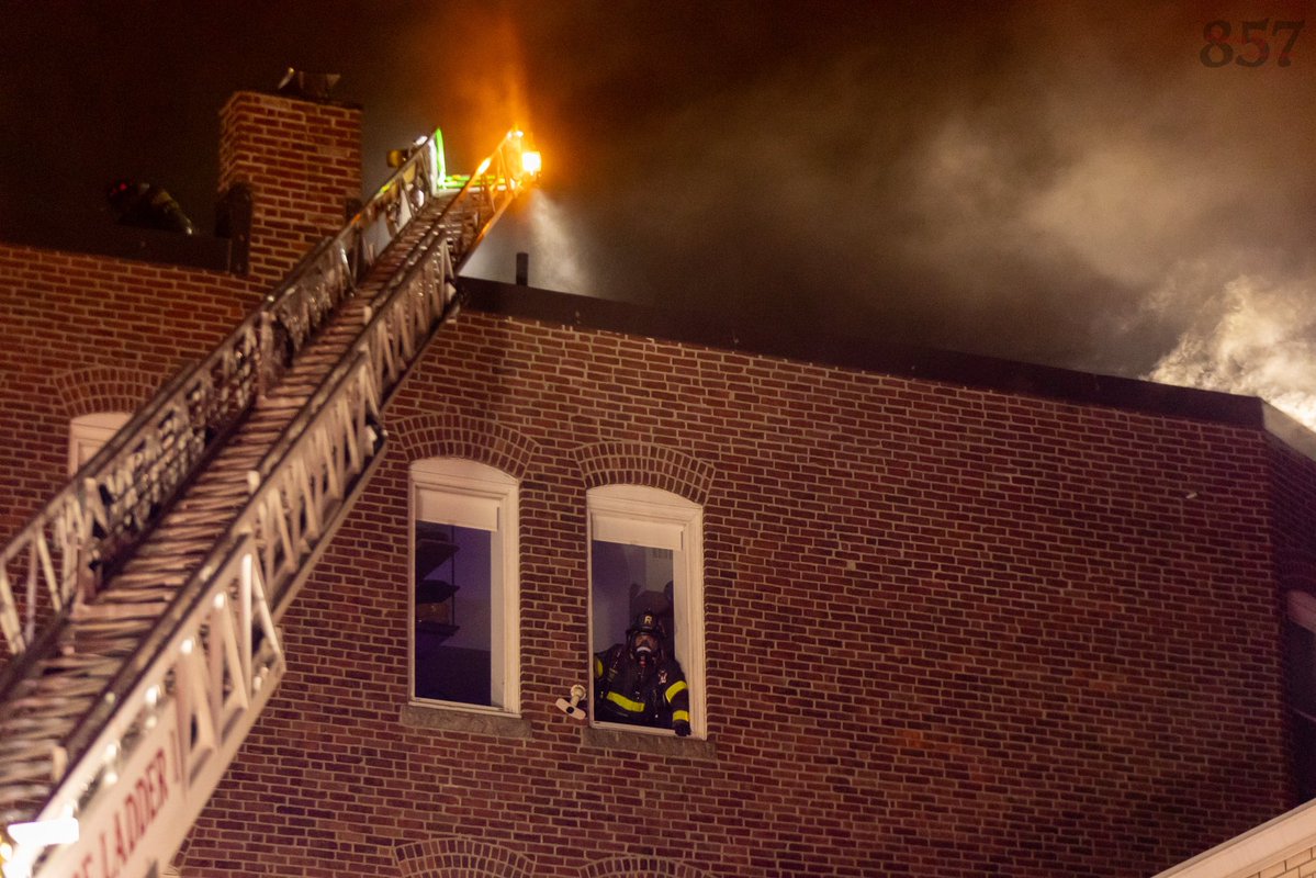 Cambridge Firefighters battled a 2 alarm fire in an Inman Square apartment building early this morning. Engine 5 arrived to fire showing from the top floor rear deck, and opened up their deck gun to knock a majority of the fire down