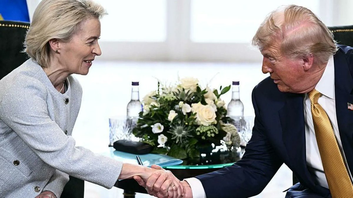 Trump diz que eles chegaram a um acordo com a UE. A UE concordará em comprar US$ 750 bilhões em energia, eles concordarão em investir US$ 600 bilhões a mais do que o investimento atual, equipamento militar e abrir os países para o comércio com tarifa zero.