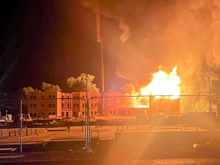 Embers Spark Nearby Fire OGDEN, Utah — A massive fire broke out at an apartment building under construction near 17th Street & Wall Avenue in Ogden late Friday night, prompting a rapid response from the