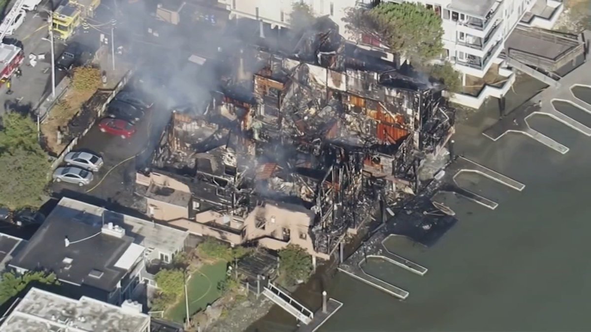2 people missing after massive fire at San Rafael apartment building, fire department says