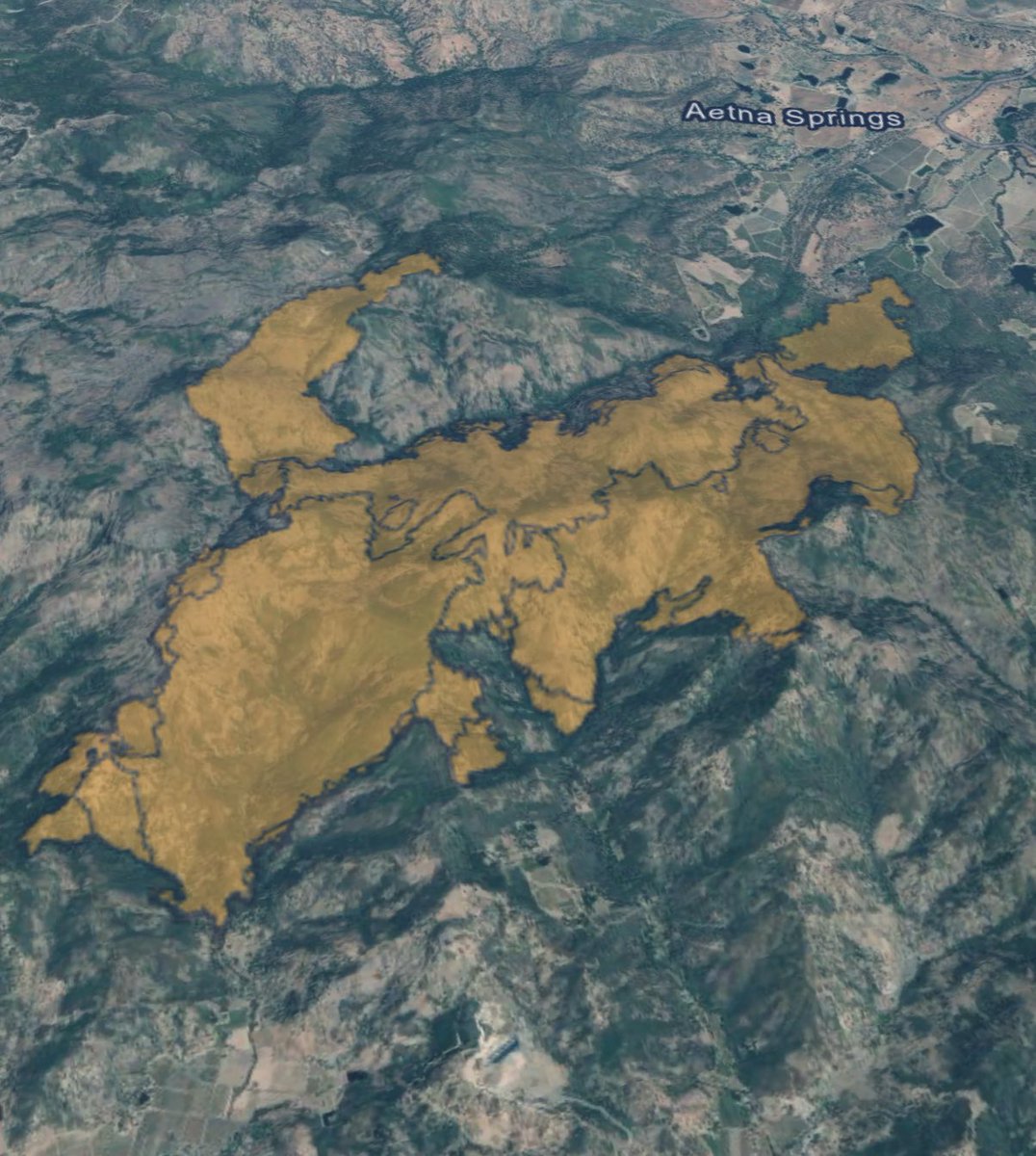 PickettFire Helco Copter 9AS, Helitankers 2AJ, 8CH, 8PJ are working the Fire again tonight making drops around Aetna Springs