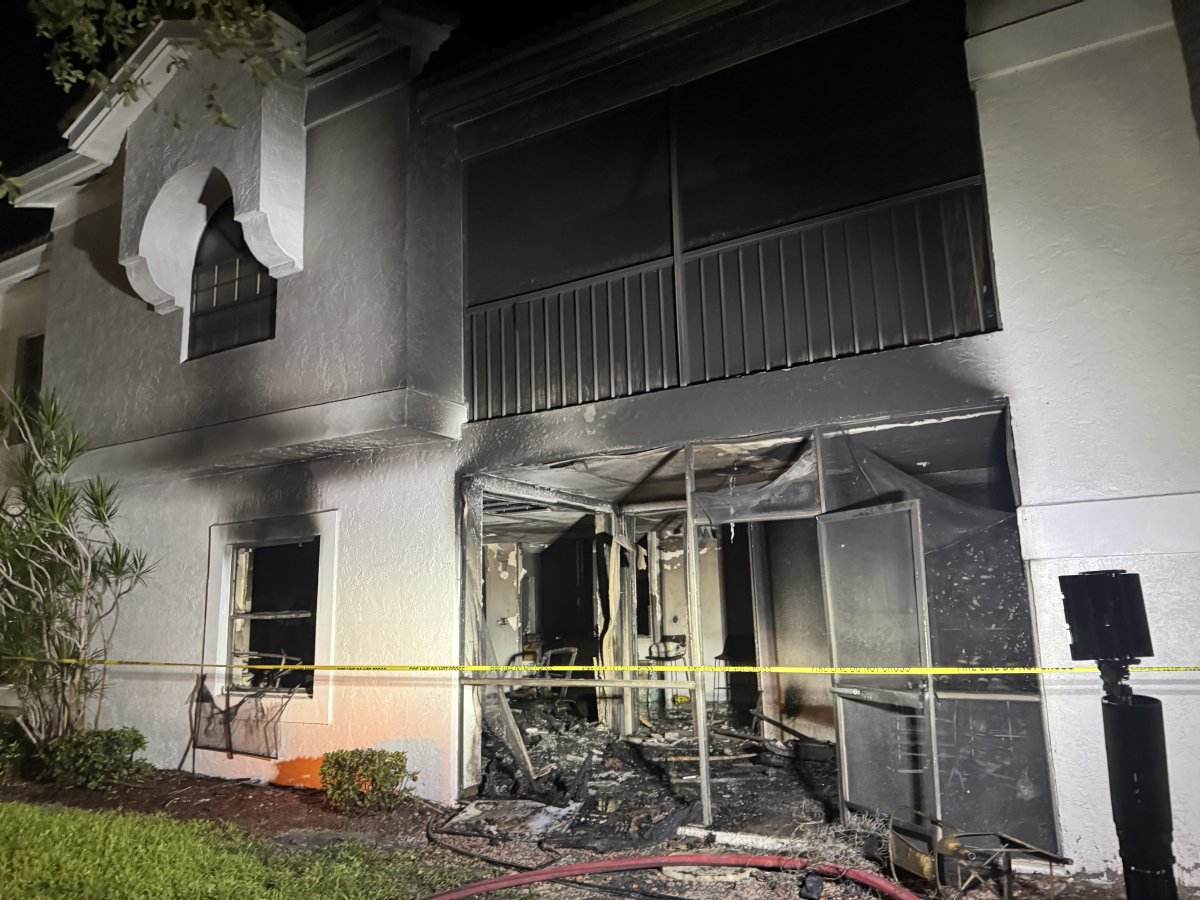 DBFR responded to an apartment fire at 2235 Spring Harbor Dr. The fire was confined to one unit. One person was transported to the hospital with non-life-threatening injuries. 7 people from two apartments are displaced. The cause is under investigation