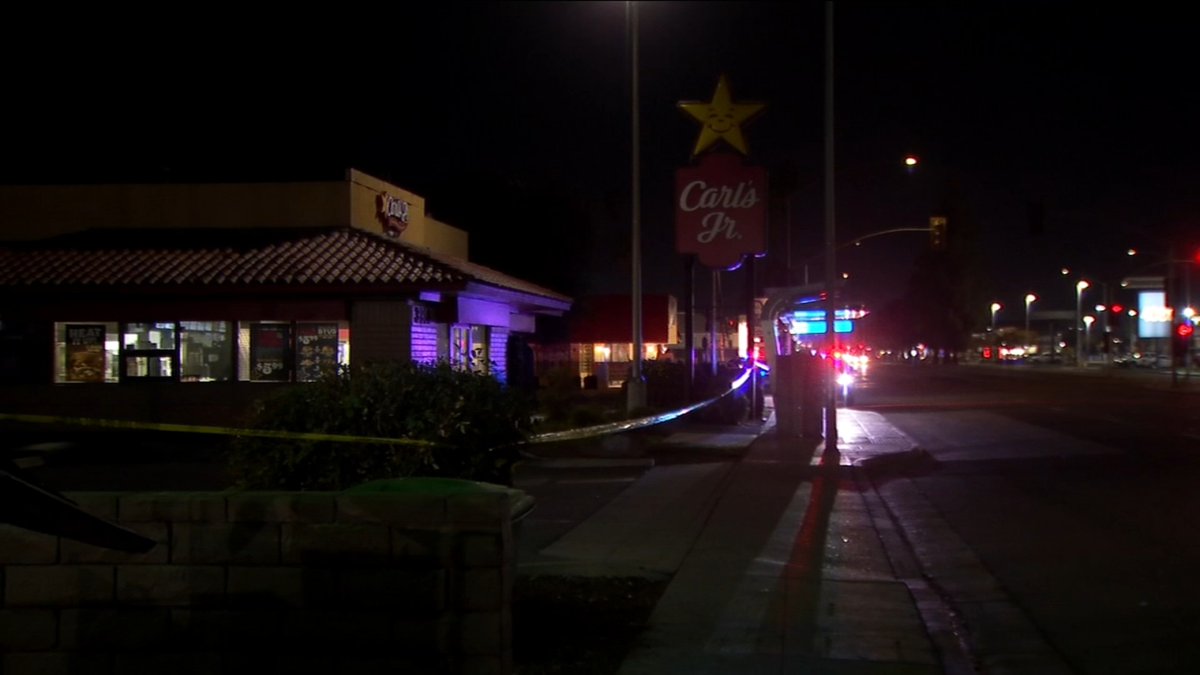 The Fresno Police Department is investigating a deadly homicide that happened Saturday night in Central Fresno