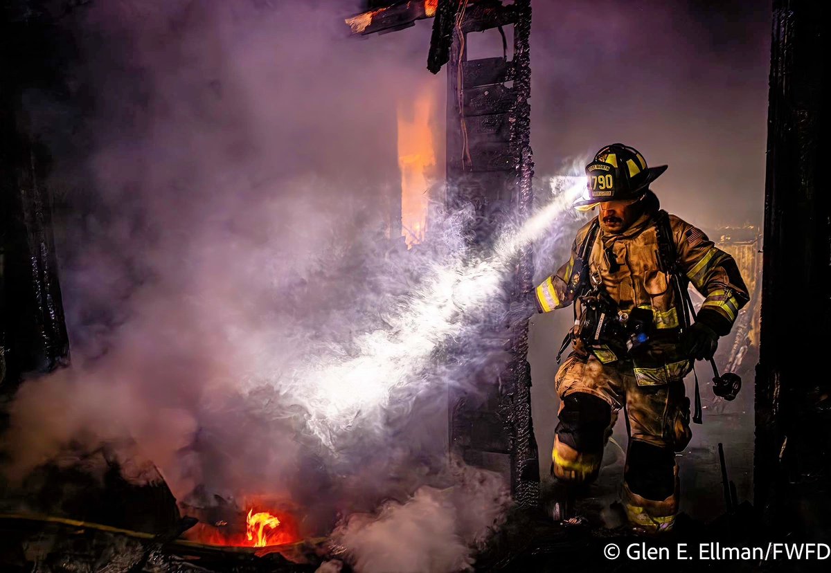 the Fort Worth Fire Department Alarm Office received multiple calls of a residential structure on fire on East Peach Street (just north of Downtown).