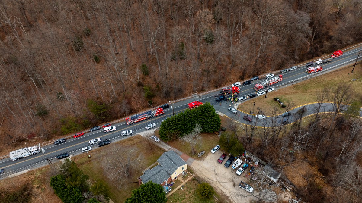 A man is dead and two others, to include a child, were injured after a head‑on crash on Good Hope Drive at Good Hope Road in Cloverly, MD Montgomery County Police’s Crash Reconstruction Unit (CRU) investigating…