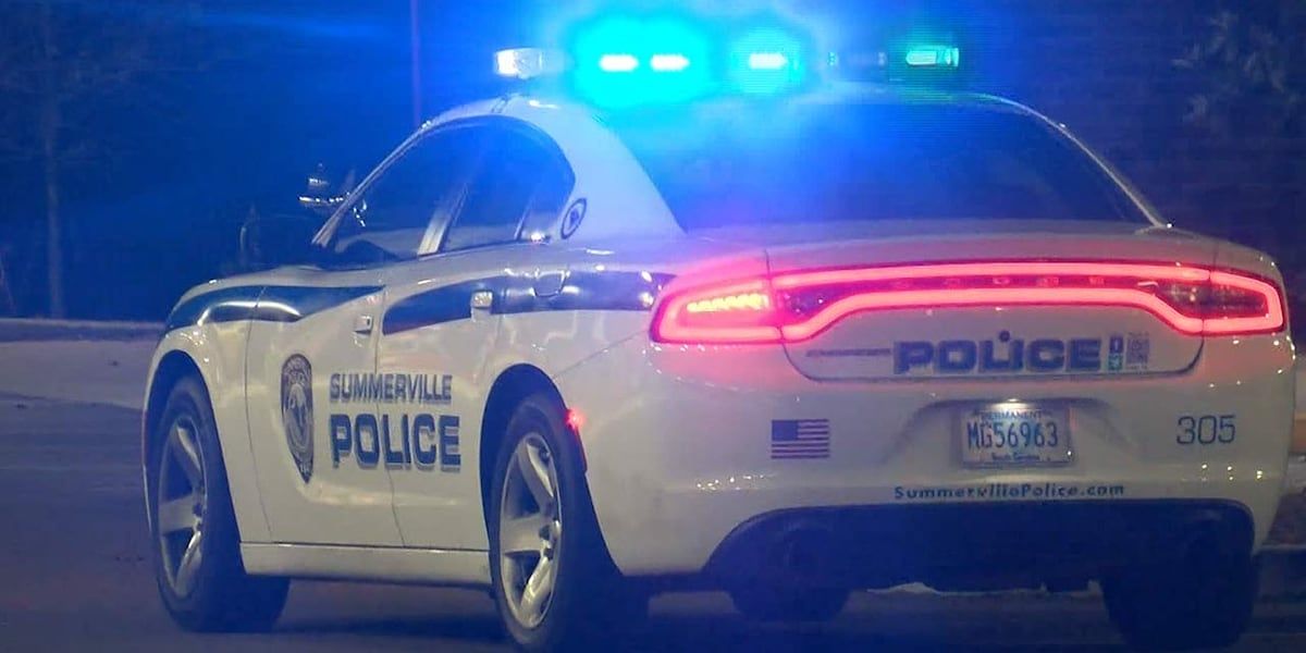 Police search for gunman in Summerville shooting chsnews