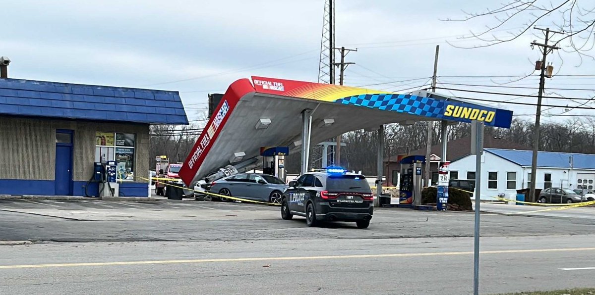 Canopy collapses at a gas station in Wilmington, Ohio. Police are investigating the possible cause