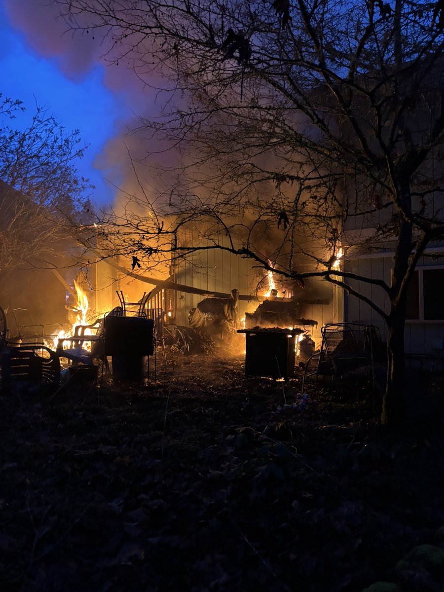 Puget Sound Fire, Renton RFA, and @KingCoMedicOne responded to a residential fire in the 19700 block of 138th Avenue SE. Arriving firefighters were told that one person was still inside