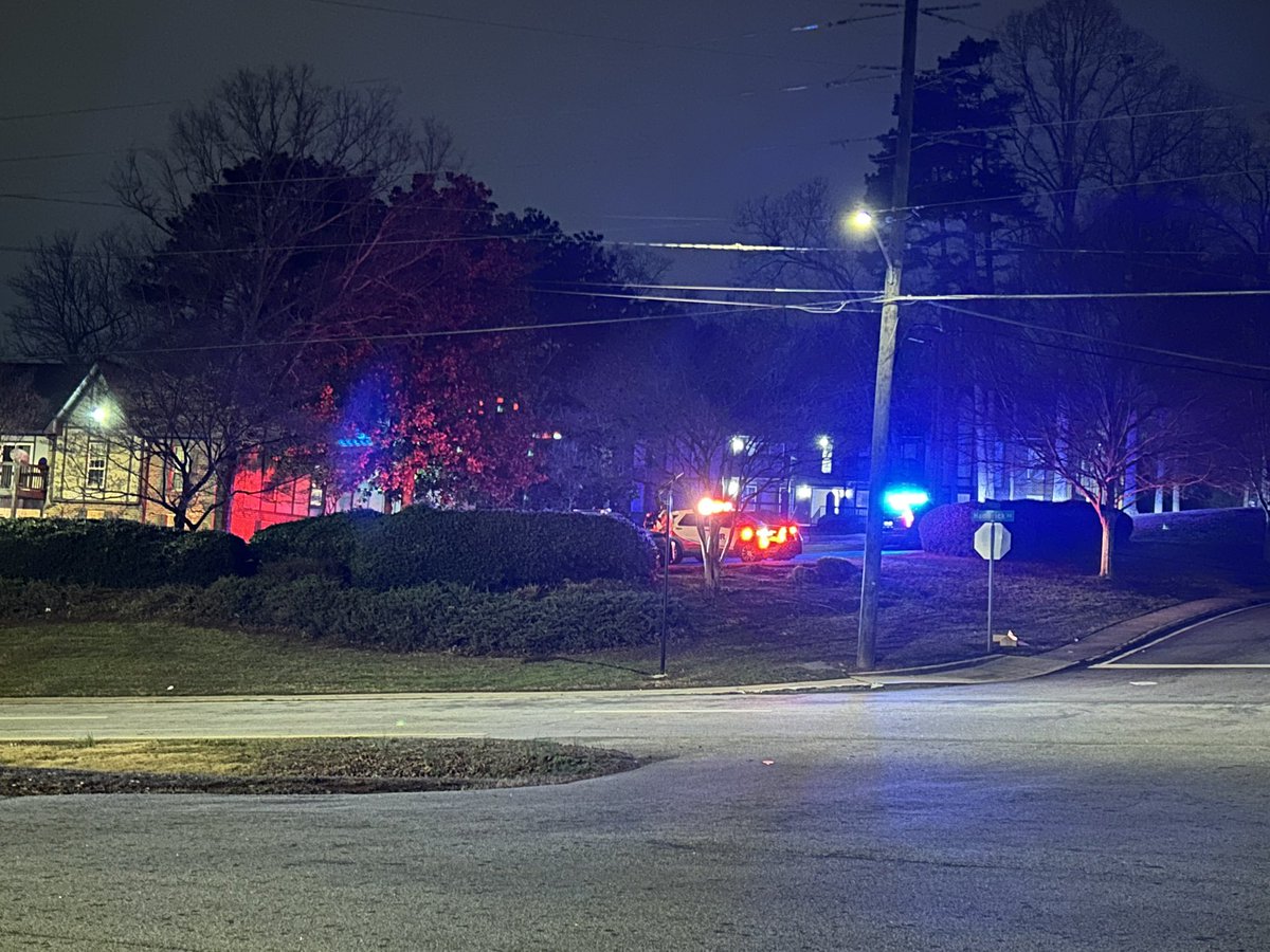 Shooting investigation underway in Stone Mountain.  DeKalb Co police are at a complex on Abberley Way.