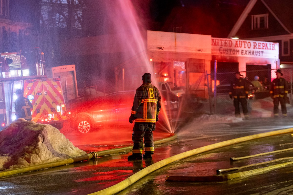 A burst supply line didn't hinder Boston Firefighters Monday night as they made quick work of an auto-body shop fire on Bowdoin St