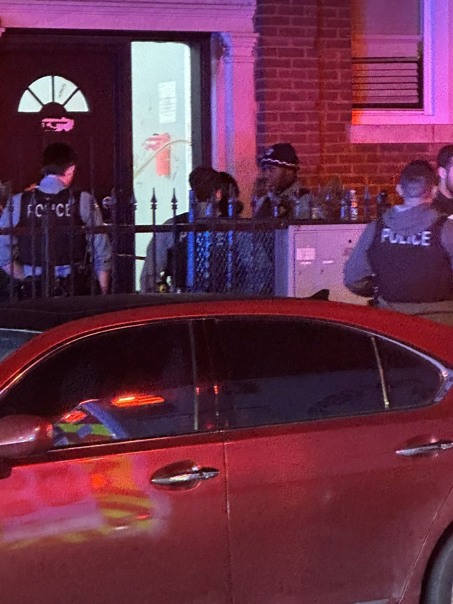66th & Halsted YOUNG MALE KILLED Chicago Police are investigating a shooting that left a male dead in Englewood late last night.  Officers responded to calls of a person shot.