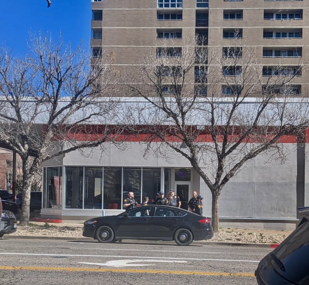 SLCPD On scene of a possible threat at Salt Lake City courthouse. Sgt. Wilkins confirms they’re investigating (Suspicious Letter), courthouse briefly suspended/disrupted while clearing the building. So far, nothing panning out—no active danger.