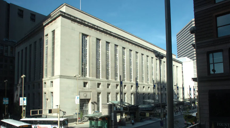 Man charged with threatening to bomb federal courthouse in Cincinnati