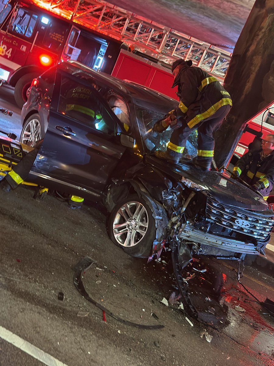 7500 block of S South Chicago Ave (Greater Grand Crossing)  Chicago  Officers responded to a two-vehicle crash after a black SUV heading southbound reportedly ran a traffic signal and struck a white sedan traveling eastbound.