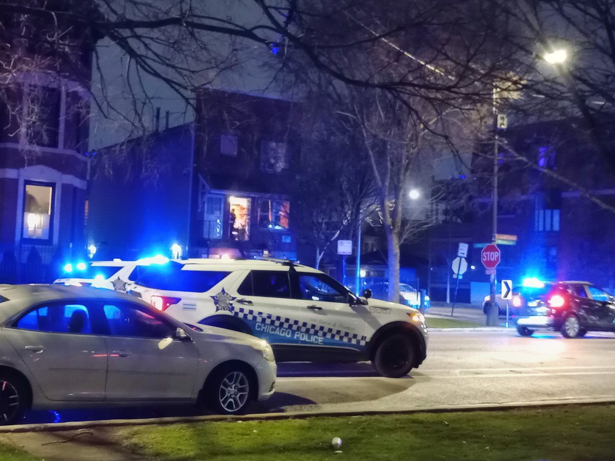 Double Homicide . Francisco and Washington on   Westside Chicago Officers responded to a call of two persons shot. A 44-year-old male victim and a 31-year-old male offender were involved in a physical altercation inside of a residence.