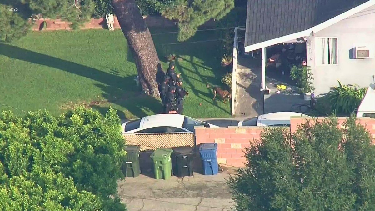 Overnight manhunt ends with arrest in Sylmar stabbing death