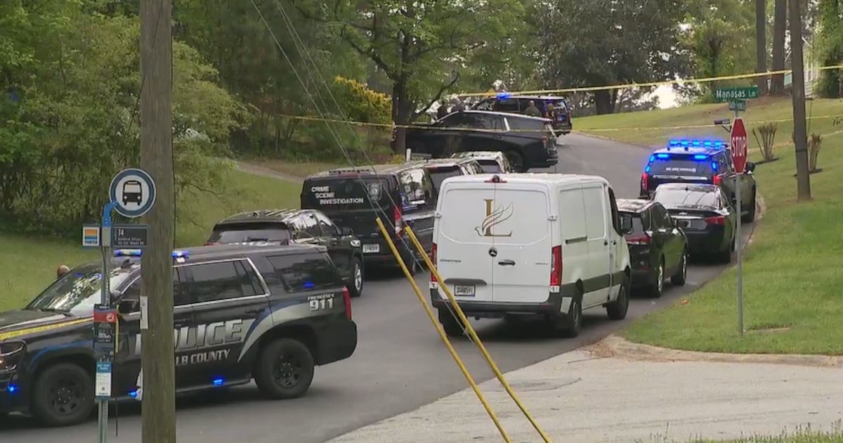 Woman shot, killed in DeKalb County neighborhood