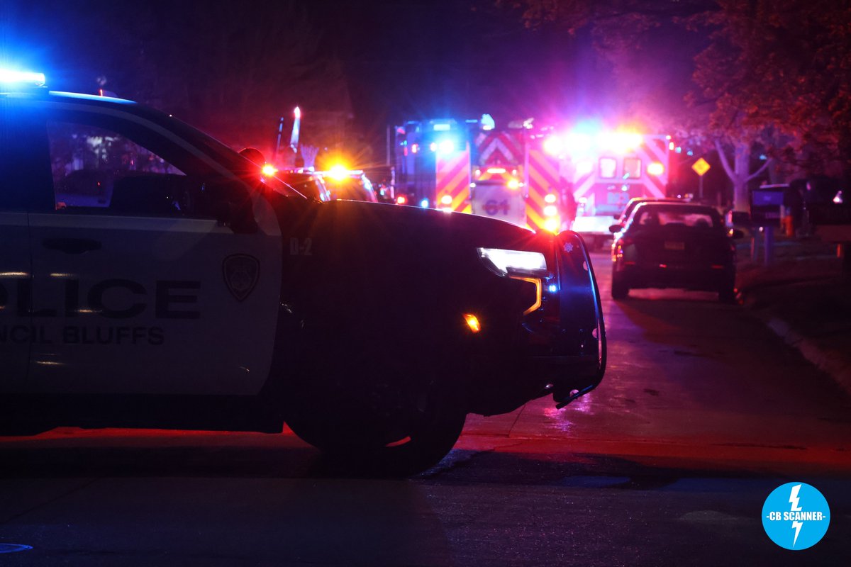 Residential Fire Area/Location: 4000 Block of Ave D Responding: Council Bluffs Police, Council Bluffs fire & Rescue - E21, E31, E41, E61, T22, T32, M3, M5 & FC2 Roof fire - Residents vacating (s) - Fire's out