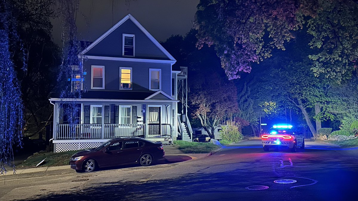 Worcester, possible double stabbing on Columbus St. EMS to step it up