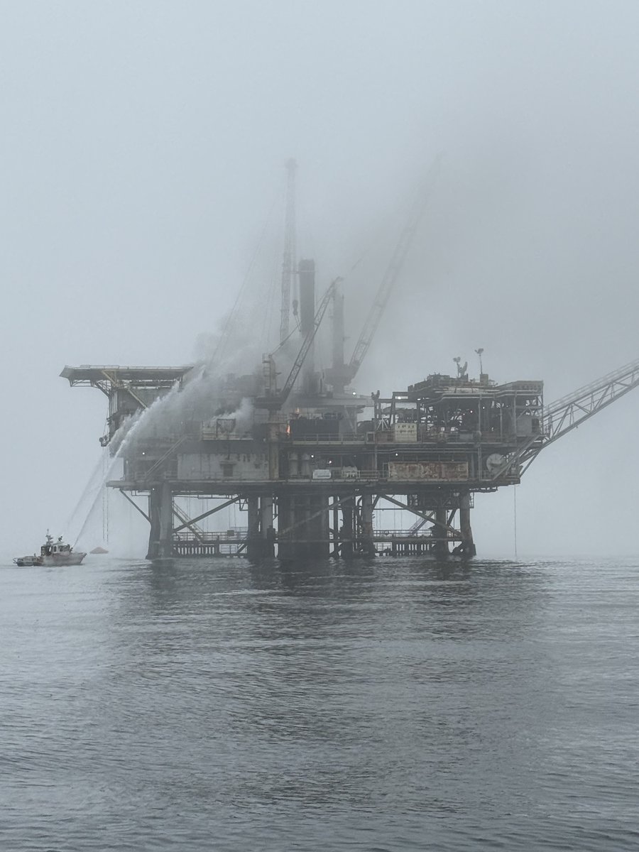 SantaBarbara / California One of the Oil Platforms off of the SB coastline has caught fire. Multi Agency Response to battle and contain the blaze. No injuries reported.USCG, SB Harbor Patrol, SB County Fire, SB City Fire & Ventura County Fire are responding to a fire on platform HABITAT 7.5nm off Santa Barbara. All 26 crew evacuated safely. A 1000 yard safety zone is in effect around the platform. s will be made as available