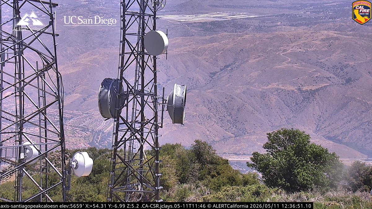 MayhewFire The Fire is holding at 15-20 acres, Slow Rate of Spread, Resources are making good Progress. The Structure Threat has been Mitigated.