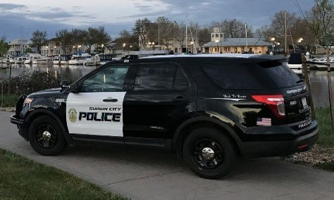 Assailant at large after fatally shooting man & woman during dispute in parking lot near School & Cordelia