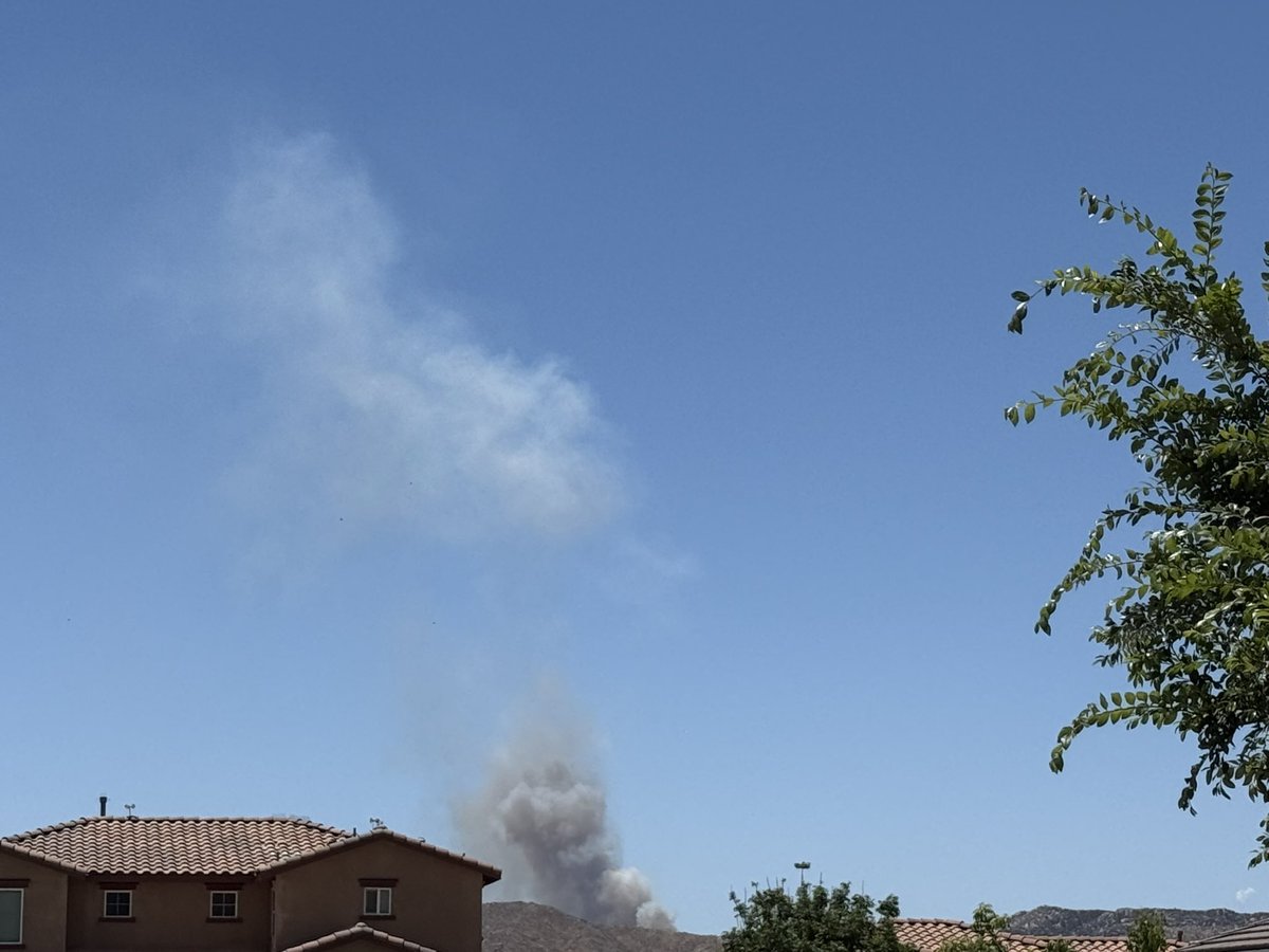 VeronaFire, Air Tankers 71 and 85 just got overhead. Multiple Ground Resources are enroute to the Fire and the Requested Copter still hasn’t been Filled. Evacuation Orders have been Requested for Zones RVC-1285, 1286. Evacuation Warnings have beenVeronaFire The Fire is 4-5 acres