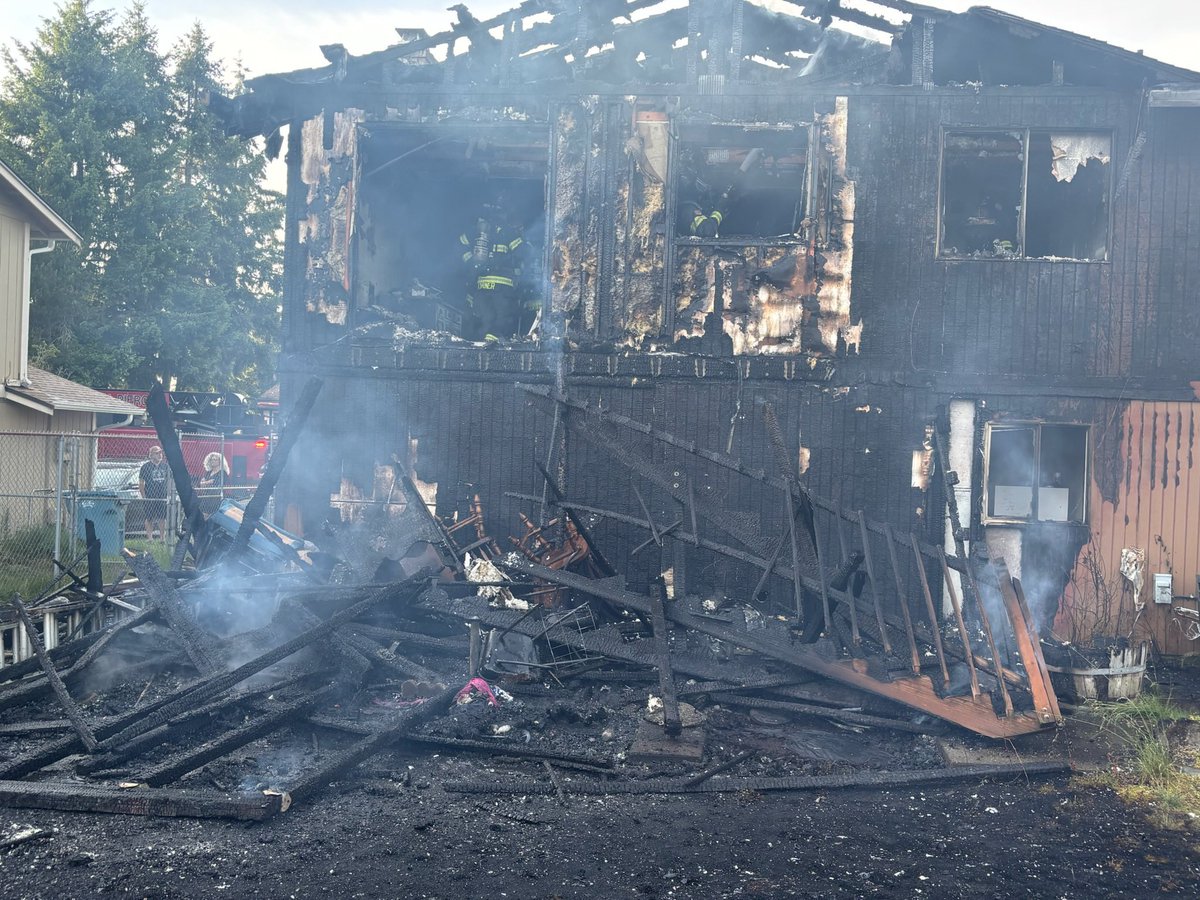 Crews are on scene of a residential structure fire in the 1100 block of Tule Lake Rd S in the Parkland area.  No injuries have been reported.