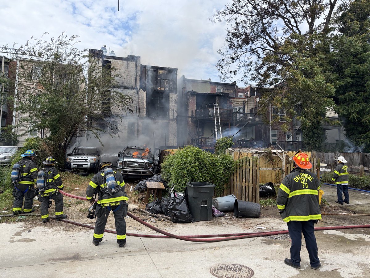 The fire in West Baltimore has elevated to a 3rd alarm. @jawsdcfd.@BaltimoreFire Firefighters are fighting a 2 alarm fire in several row homes in West Baltimore.