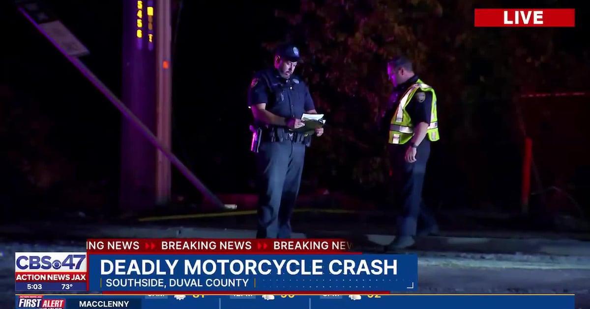 Motorcyclist dies after crashing into concrete pole on Southside
