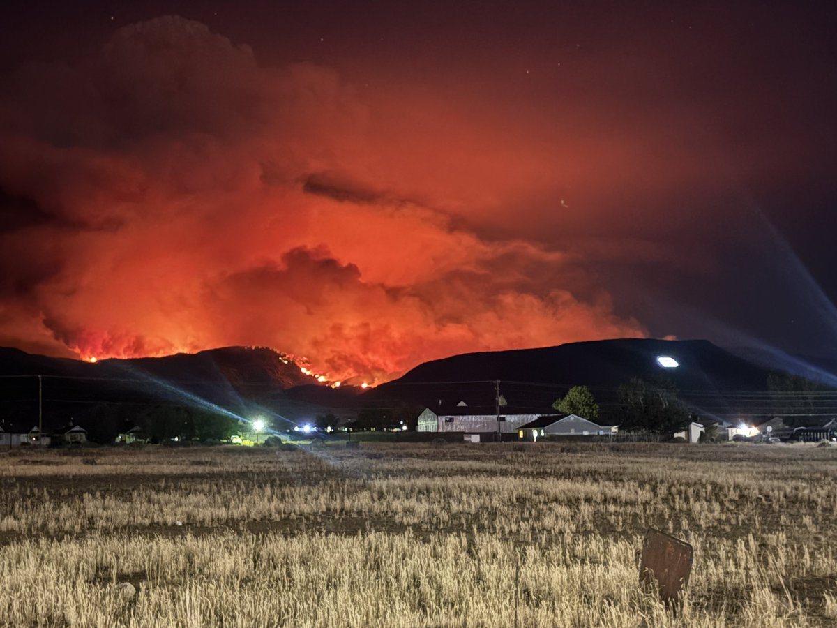 Cottonwood fire over 10,000 acres.CottonwoodFire located on the Beaver Ranger District in Beaver, UT is estimated at 10,000 acres and remains 0% contained