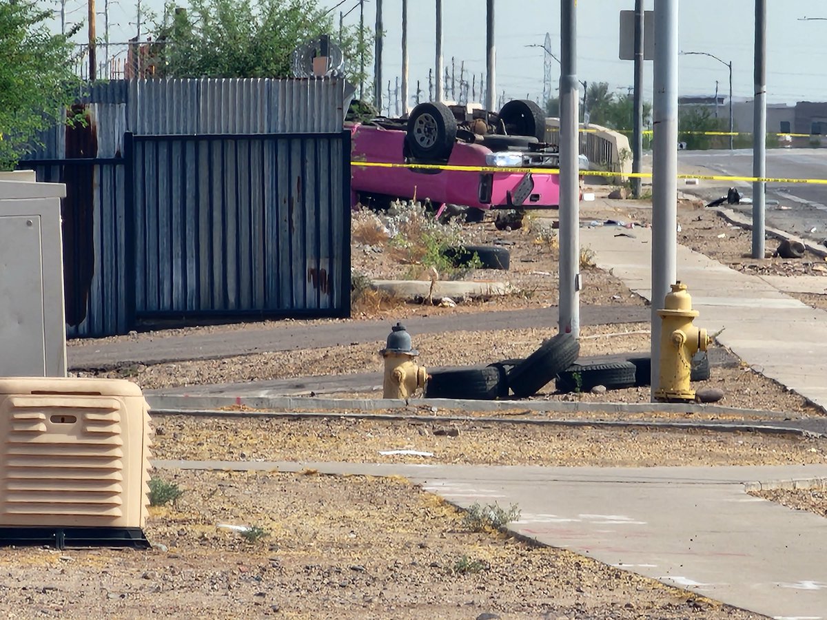 @PhoenixPolice investigating deadly single vehicle rollover crash 35th Ave & Broadway, traffic is restricted in the area