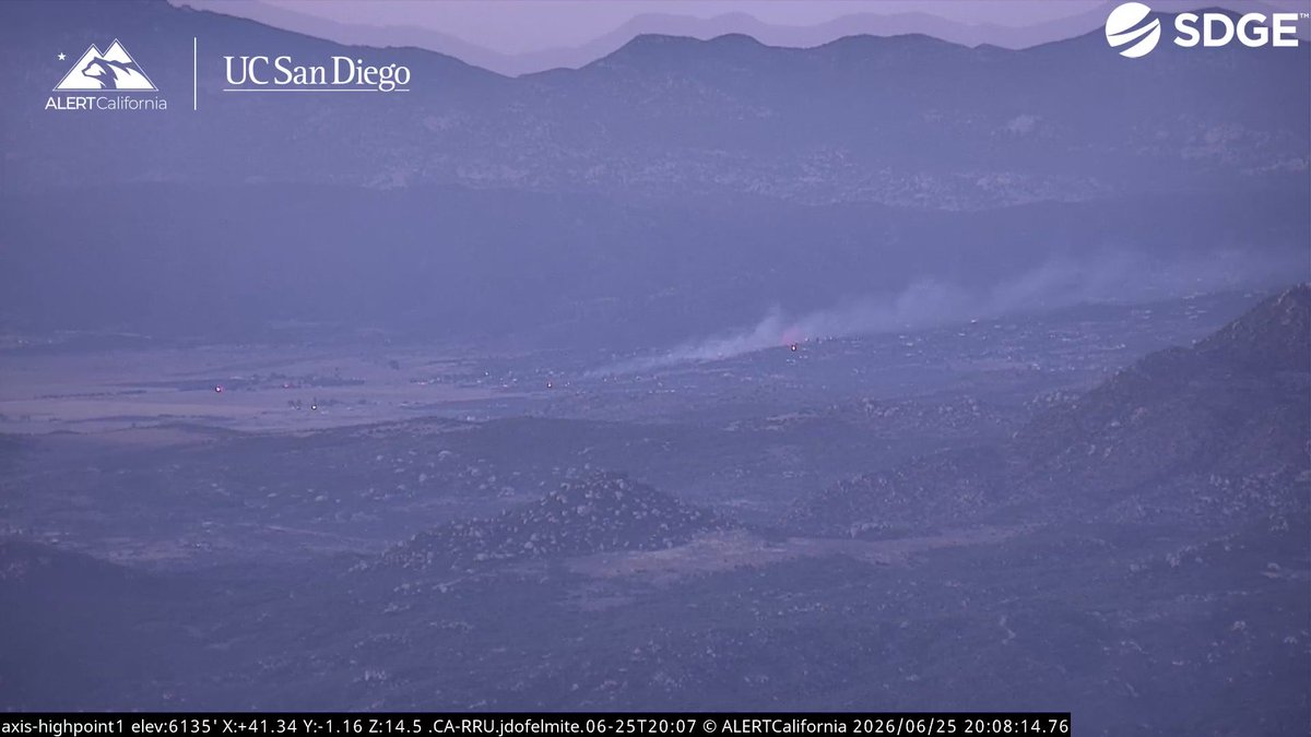 RollingFire Incident Command is Reporting Forward Progress Stopped, 30 acres. Air Attack 310 and Copter 605 are about to be Released.