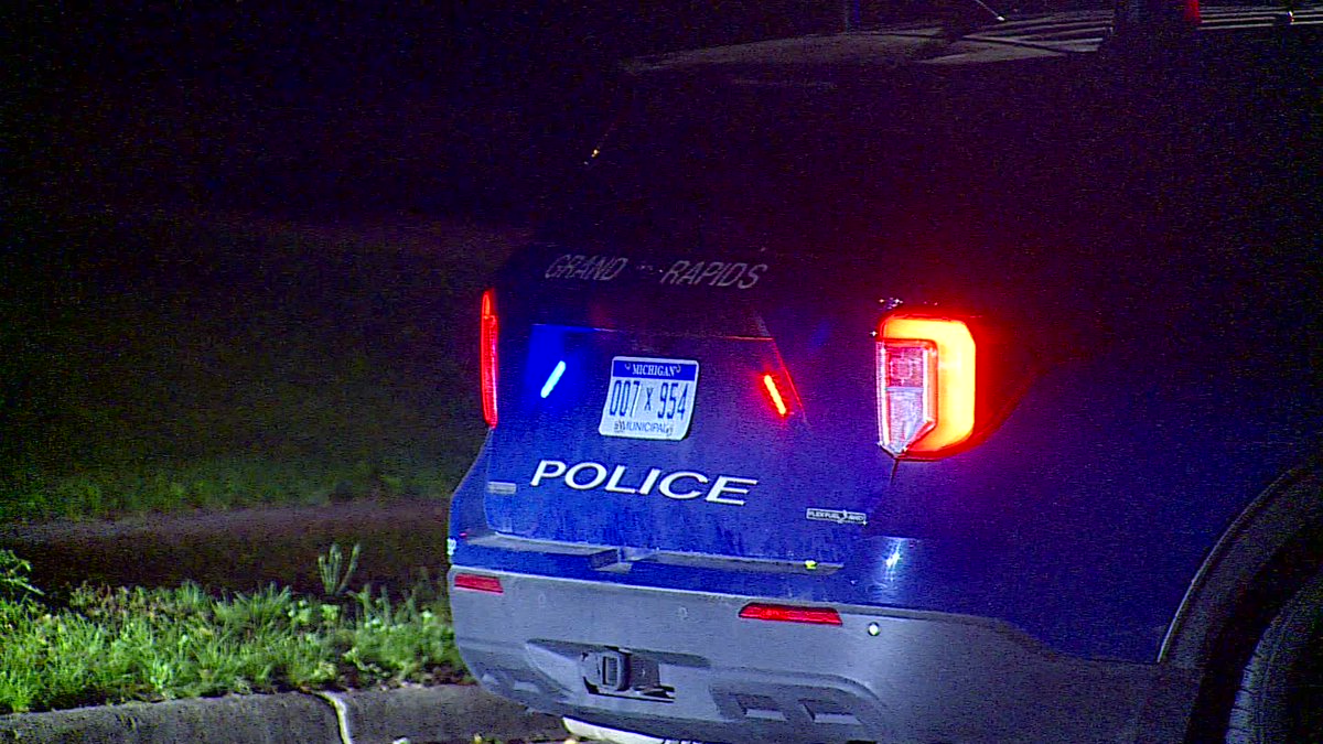 Police say a man suffered minor injuries in a stabbing in Grand Rapids Thursday night