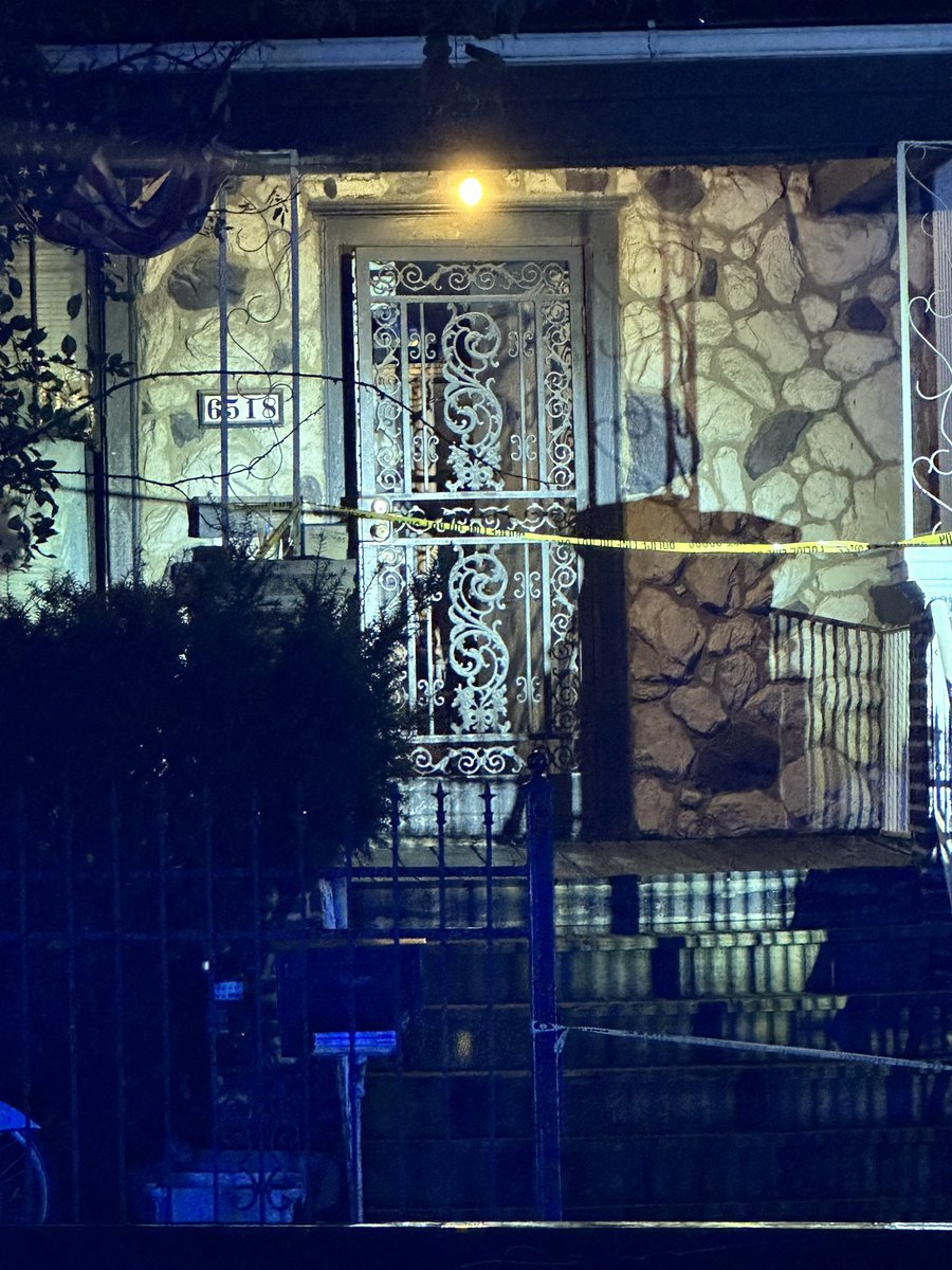 65th & Claremont MALE SHOT Chicago Police are investigating a shooting that left a male seriously wounded inside a home late last night.