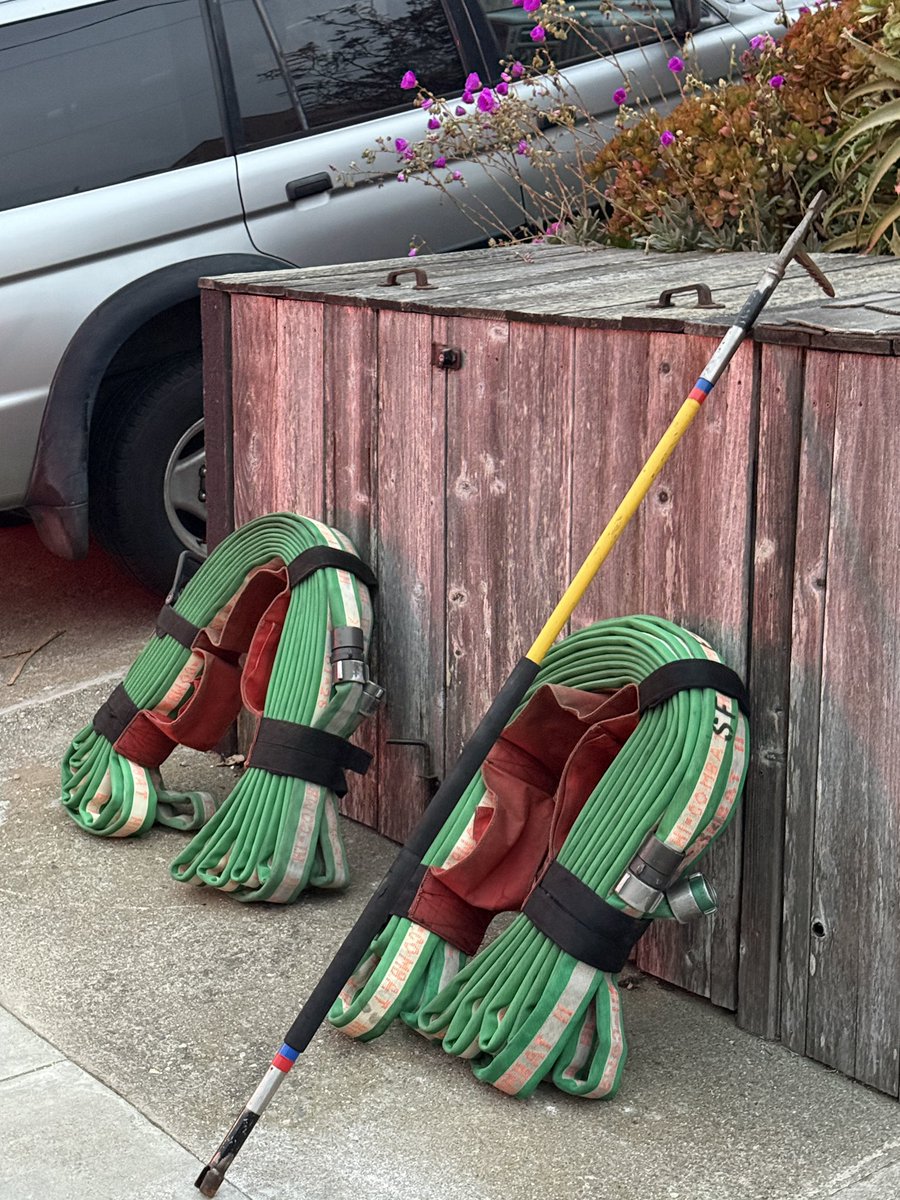 SFFD ON SCENE – Exterior Deck Fire The San Francisco Fire Department is currently on scene of a one-alarm structure fire between the 1500 block of 44th Avenue and the 1500 block of 45th Avenue. The fire involved a large exterior deck not attached to any structures
