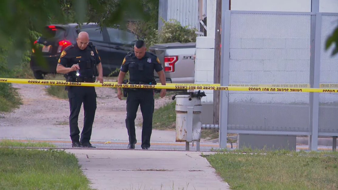 A robbery at an East Side park turned violent early Monday when a victim was shot in the foot. Police say the suspect fled after the robbery, and a search involving a SAPD helicopter is underway