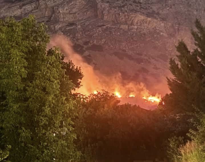 Vegetation Fire – Ogden, UT A large brush fire is burning ~¼ mile up the mountain and 2 acres in size near 1113 N Mountain Rd. Weber Fire units are on scene with more apparatus enroute and a strike team now requested. Command reports the fire is getting very close to homes —