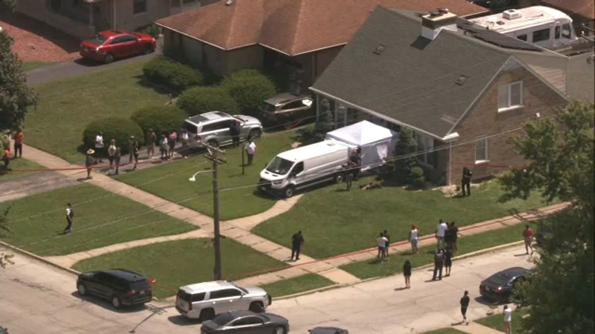 Two people shot to death in Harvey IL  - A man and woman were found shot to death Thursday morning in south suburban Harvey, police and a city spokesperson said. Police responded about 7:20 a.m. to a home near the intersection of Vine Avenue and 150th Street for a reported possible medical issue.