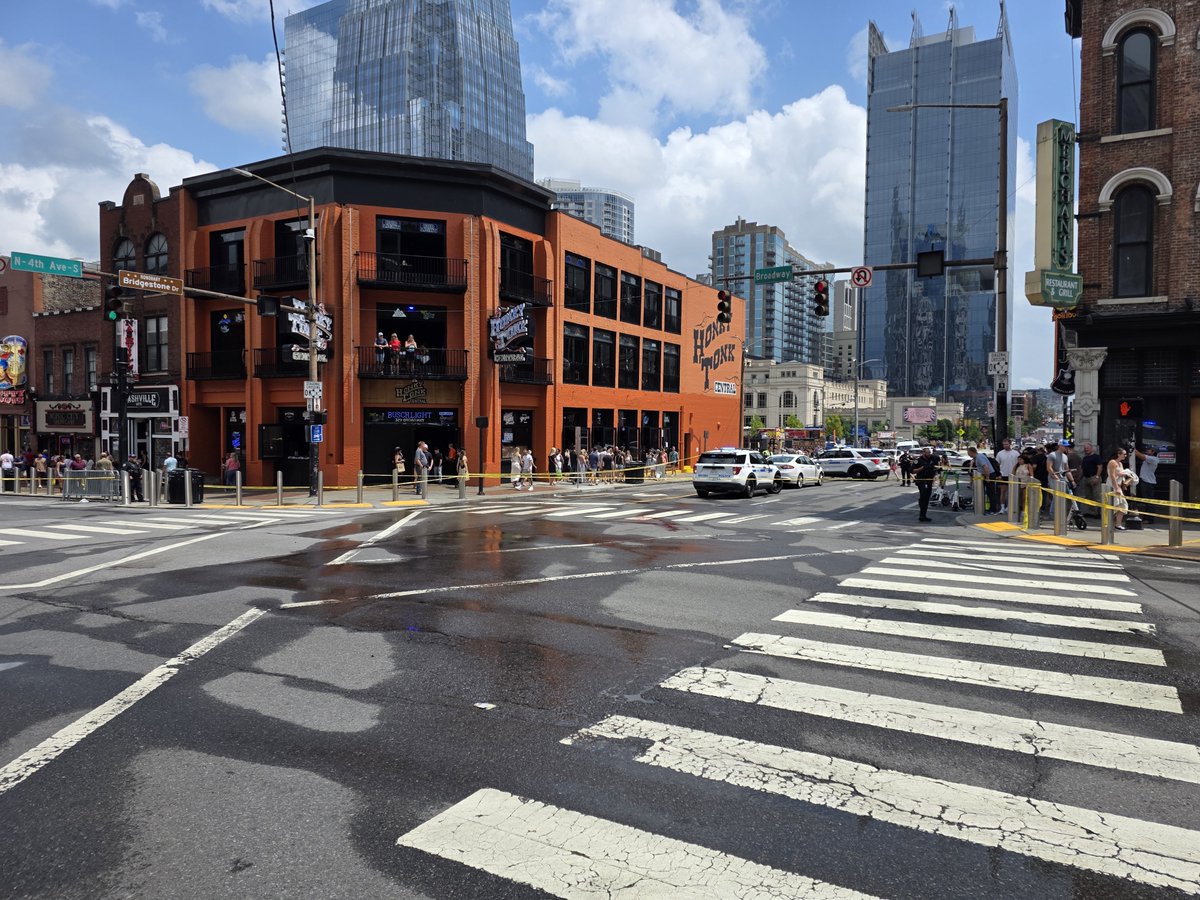 1 pedestrian has died & 3 others are hospitalized after being struck this afternoon by an 87 yr old driver from KY at the intersection of Broadway & 4th Ave downtown. Investigation by MNPD Traffic Division is active