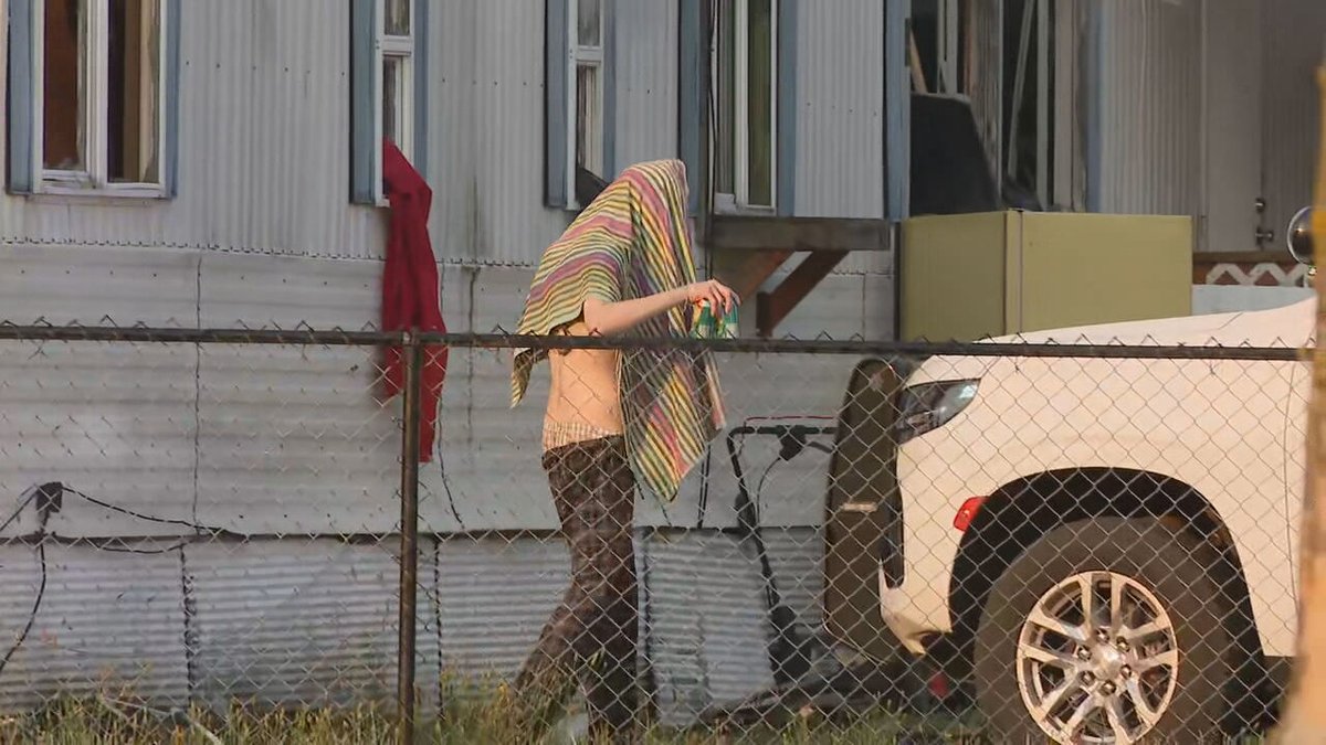 Suspect in deadly stabbing near Bonney Lake in custody after hours-long standoff