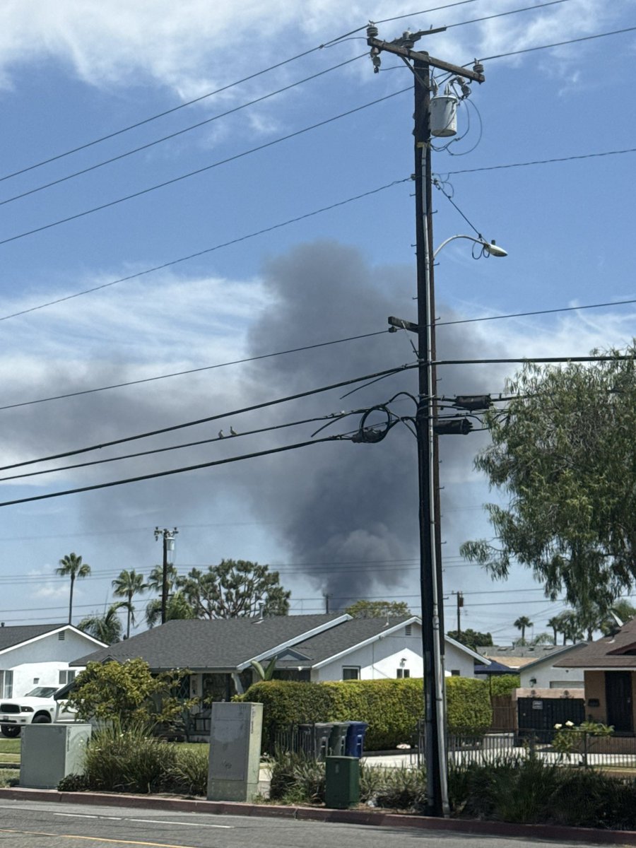 Massive fire at a warehouse near the Fullerton airport. 3rd alarm has been called and over 100 firefighters are present