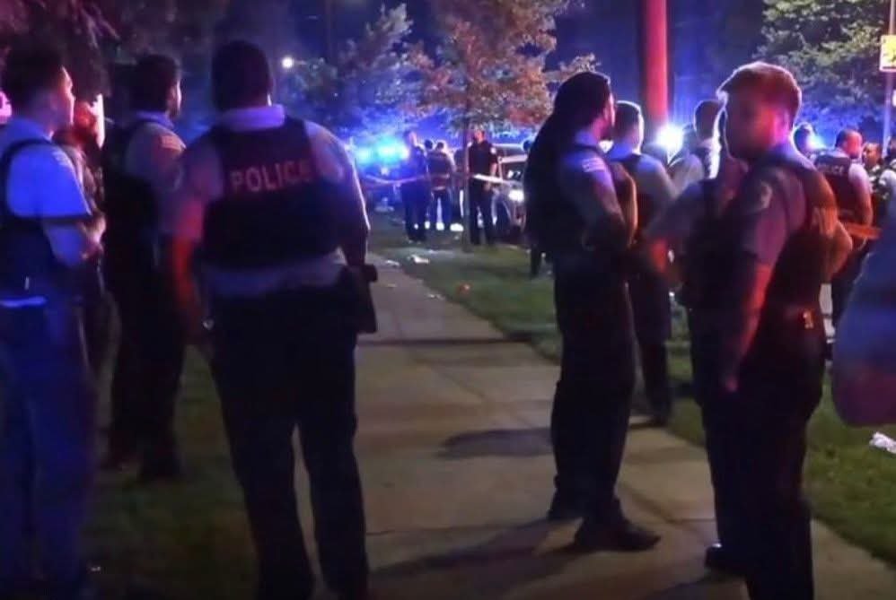 Chicago Mass Shooting: 10 Shot 1 Dead When Gunfire Erupts During Police Crowd Dispersal in Washington Park   35-year-old man was killed and nine other people were wounded when unknown offenders opened fire